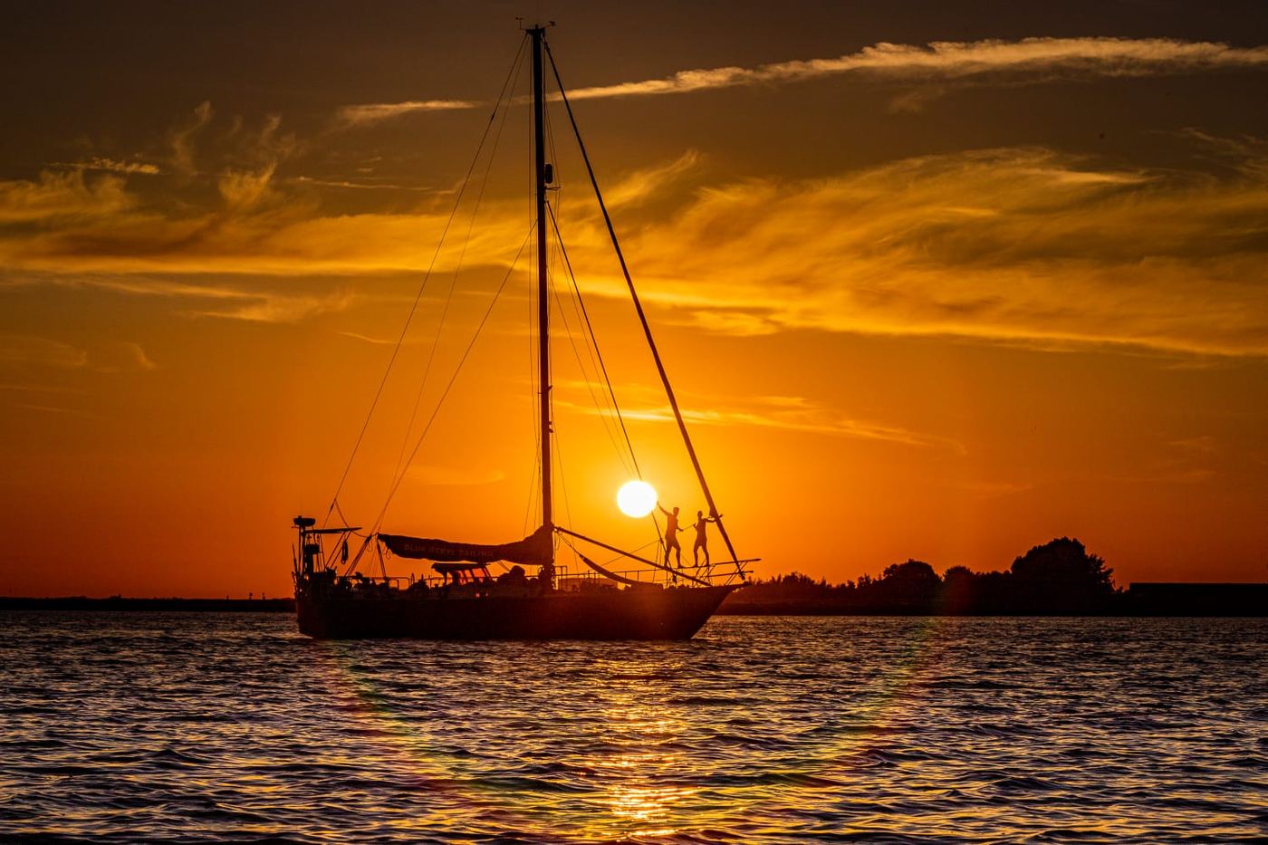 De Blue Beryl bij zonsondergang